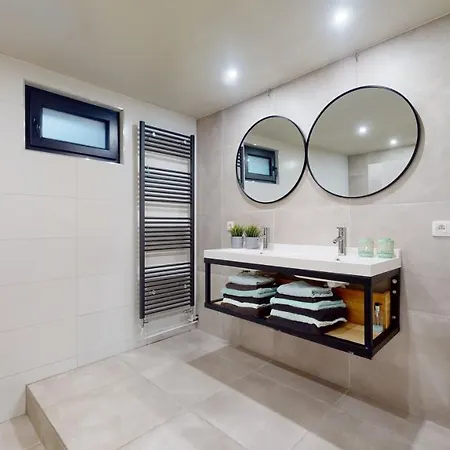 Casa de Férias Sintpieter17 Lo-ghis Vakantiewoning